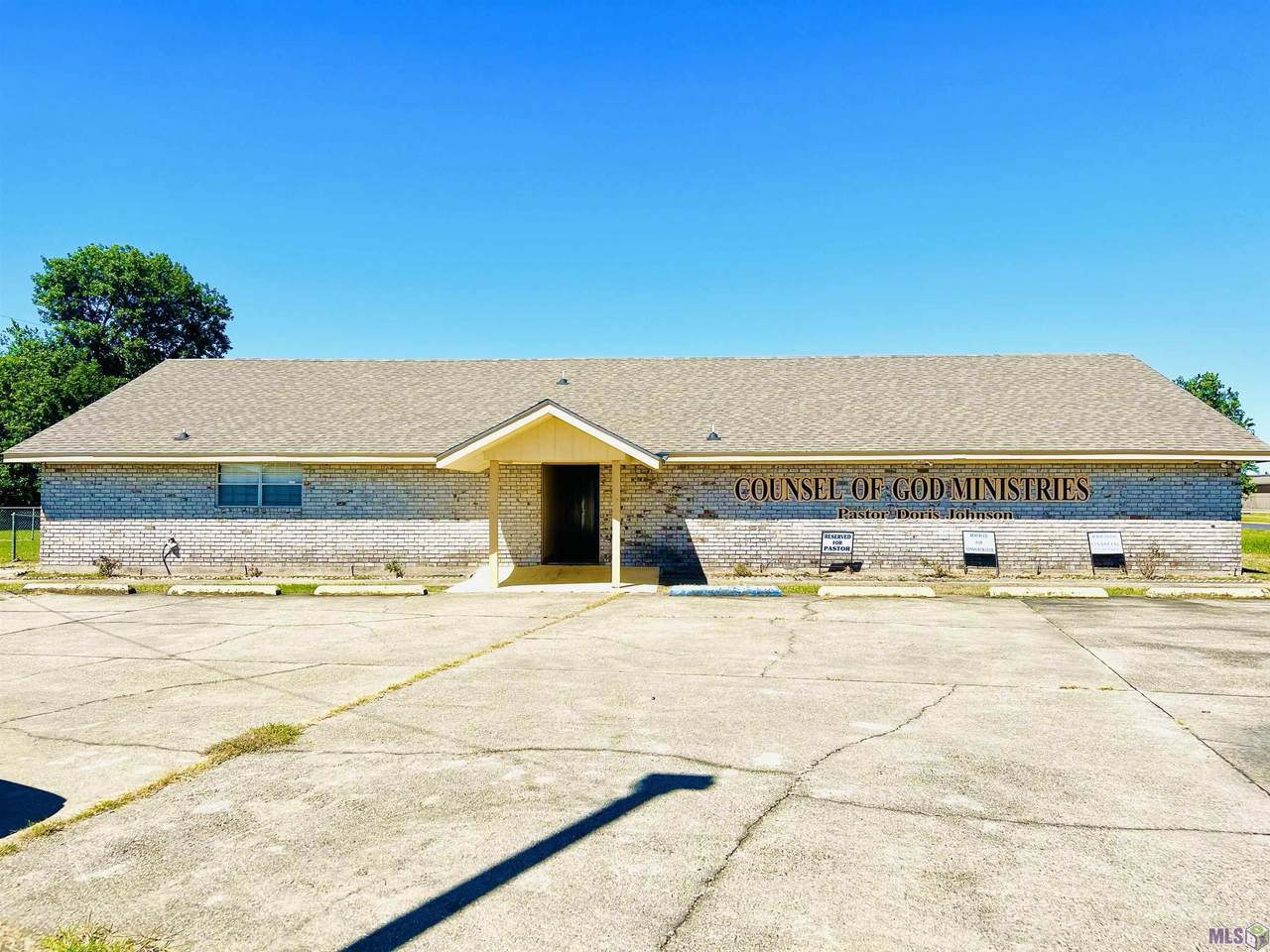 430 Memorial Dr - Photo 1