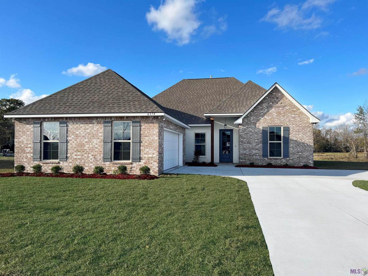 6374 Highland Dr - Photo 1