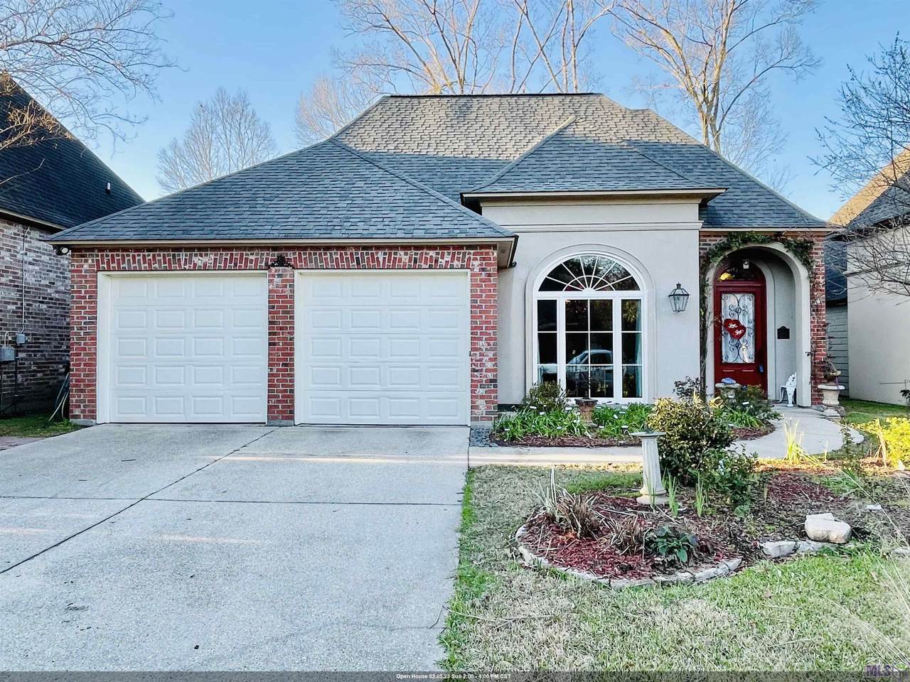 36516 Retreat Ln - Photo 1