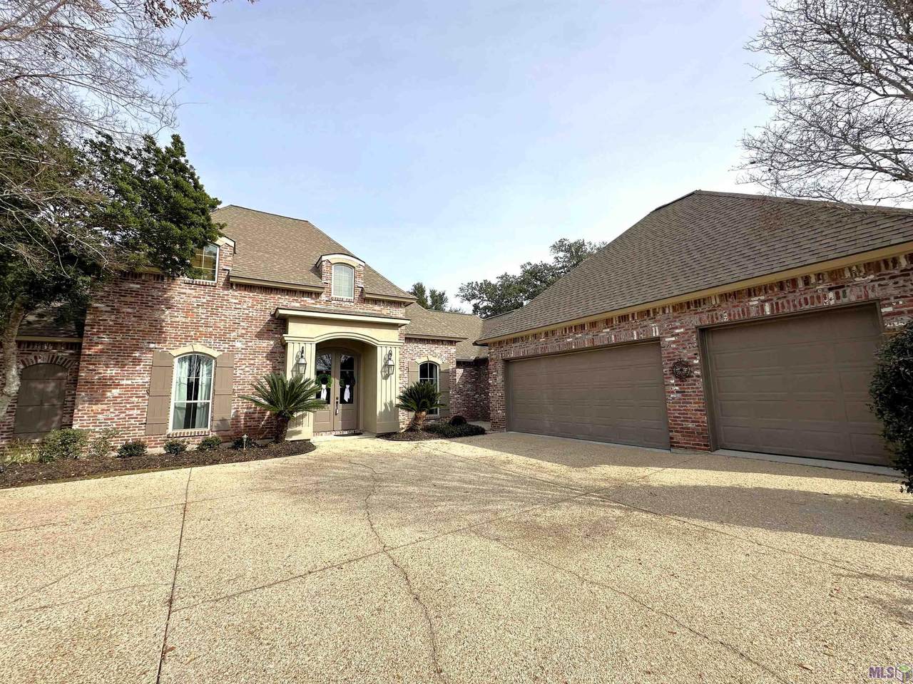 41226 Clearwater Ave - Photo 1