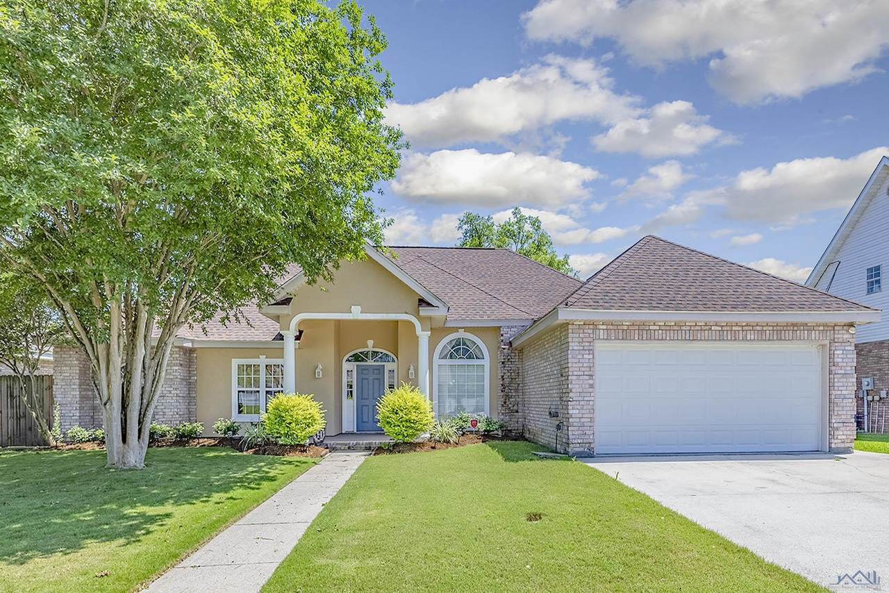 121 Ciera Dr - Photo 1