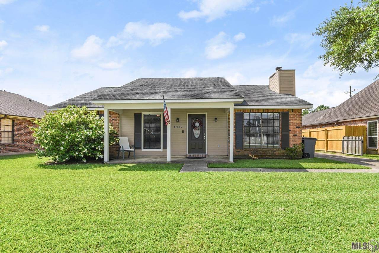 17552 Sugar Mill Ave - Photo 1