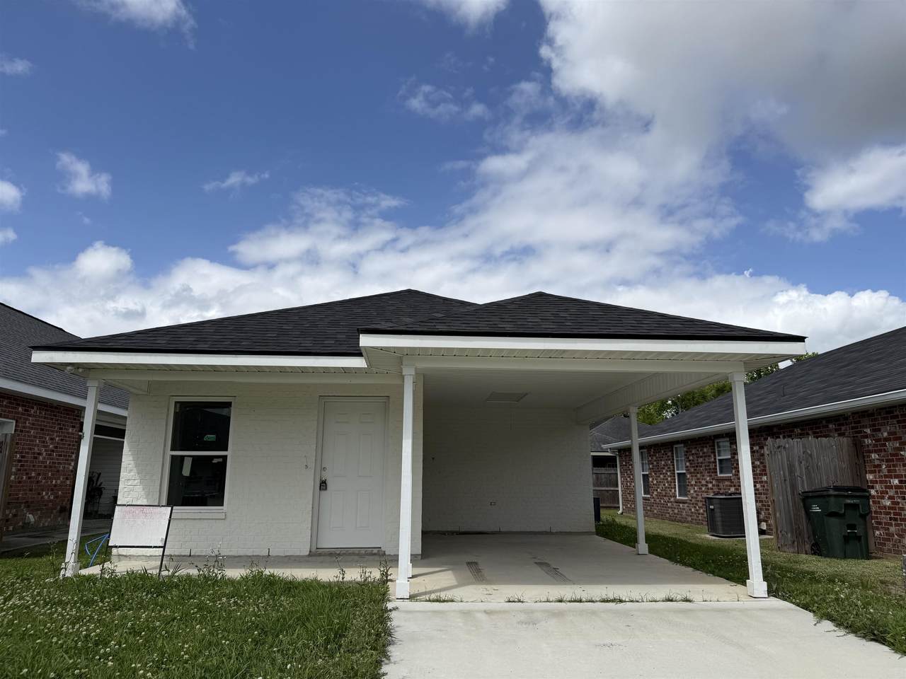 231 Jolie Oaks Blvd - Photo 1