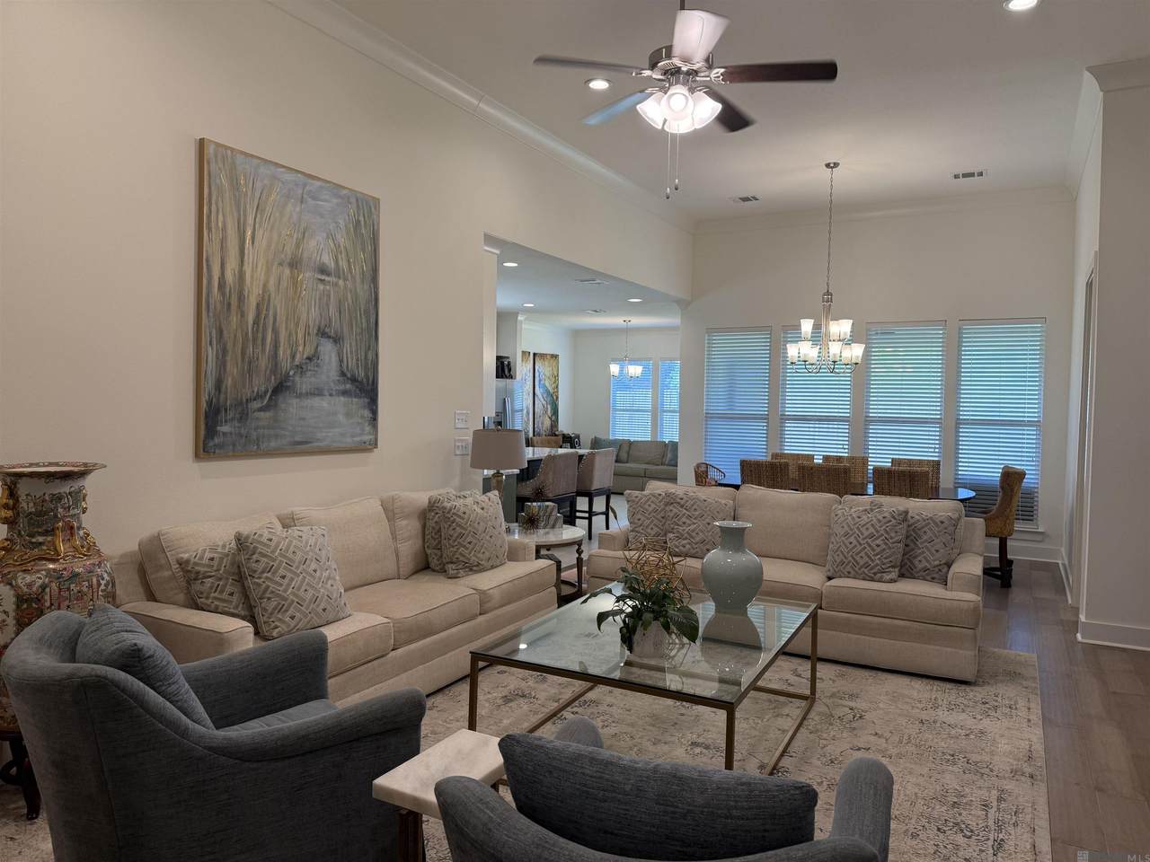 https://bt-photos.global.ssl.fastly.net/batonrouge/1280_boomver_2_2025002959-2.jpg