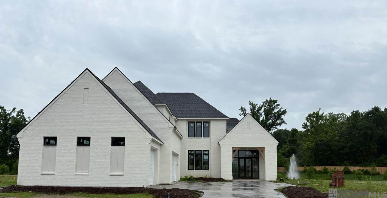 1826 Tiger Crossing Dr - Photo 1