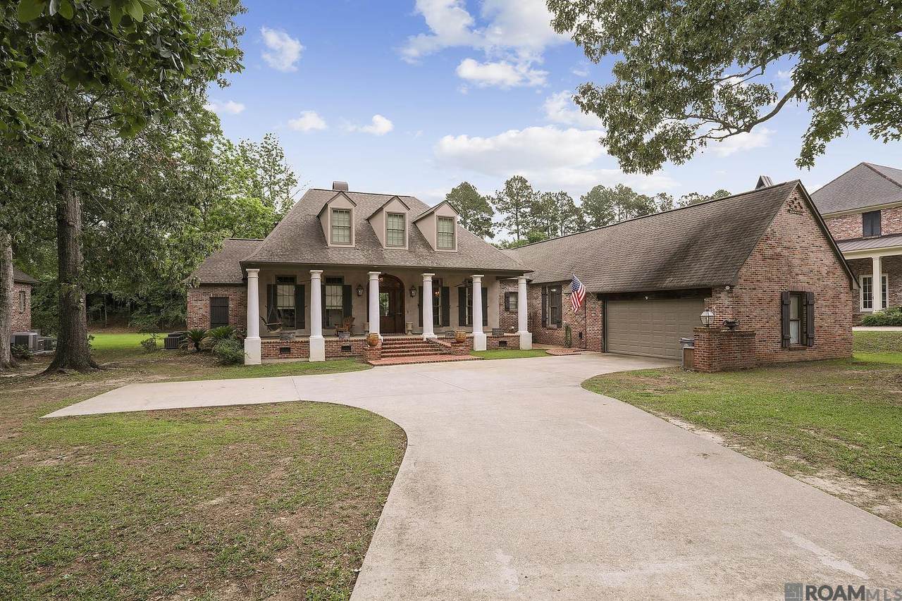 17230 Lakeway Ave - Photo 1