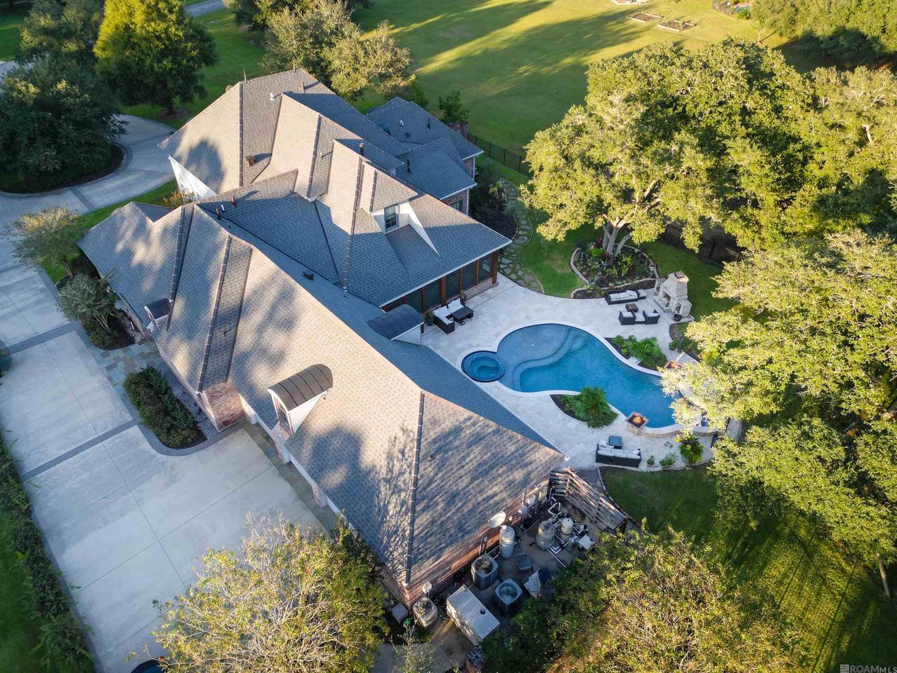 431 Windermere Oaks West - Photo 1