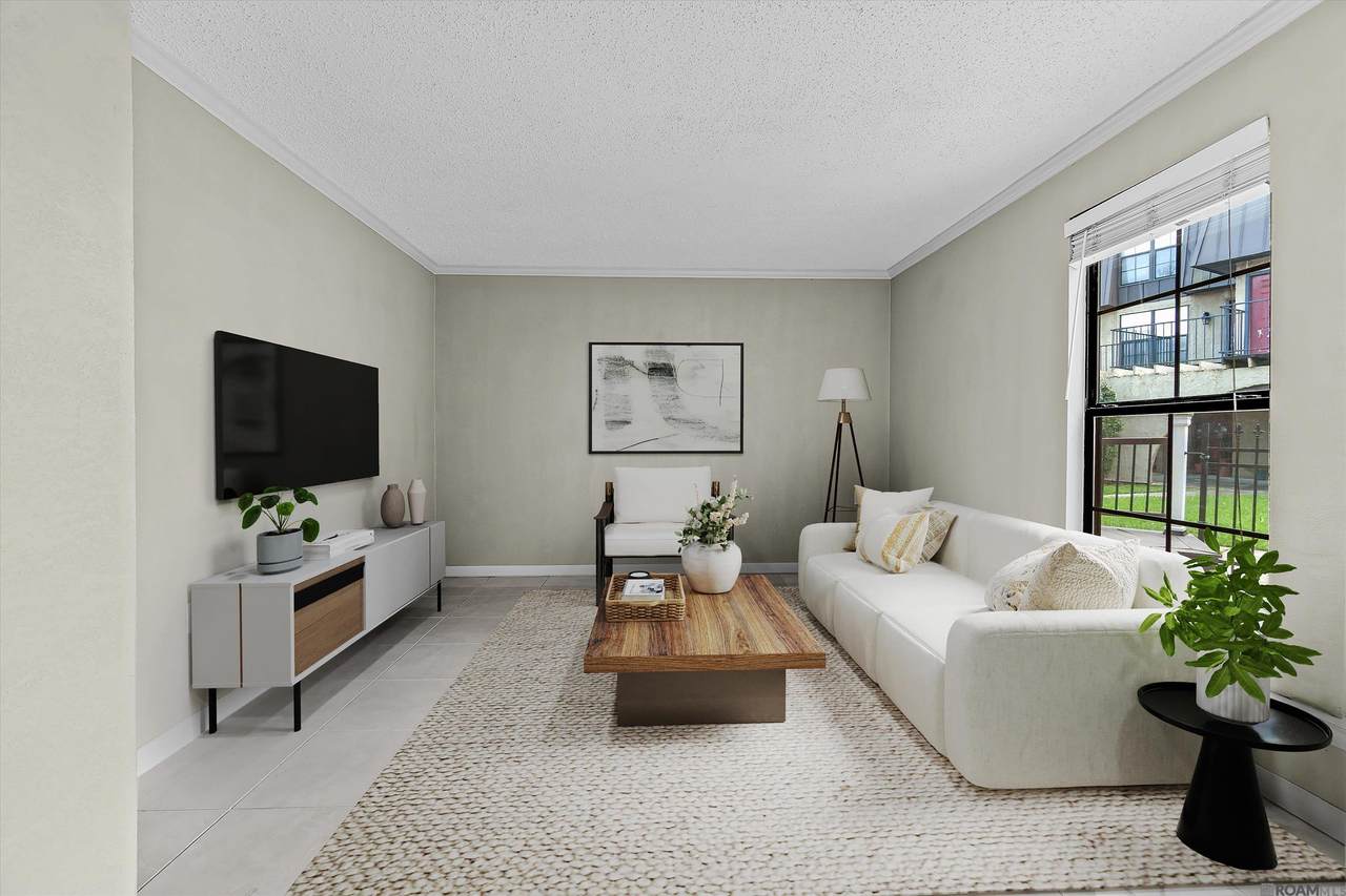 10288 Winston Ave - Photo 1