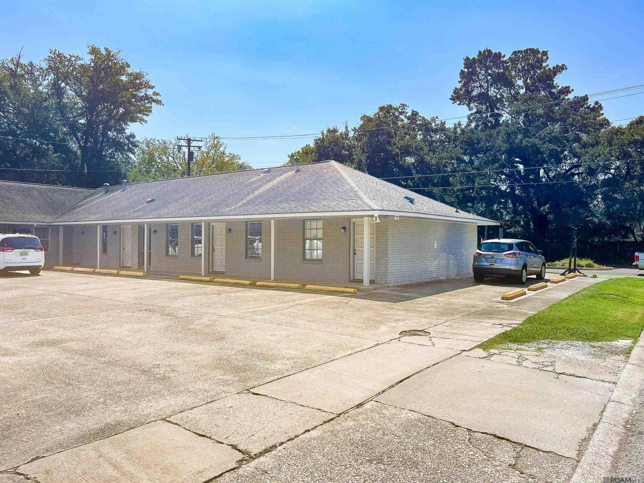 6509 Government St - Photo 1