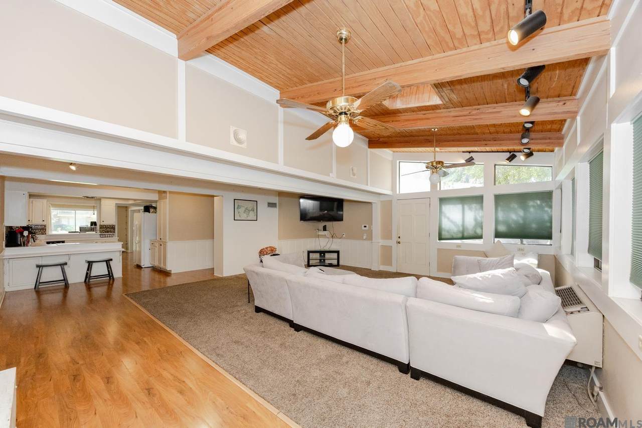5310 Heatherstone Dr - Photo 1
