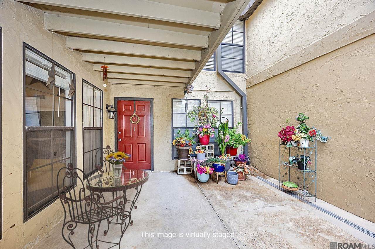 10282 Winston Ave - Photo 1