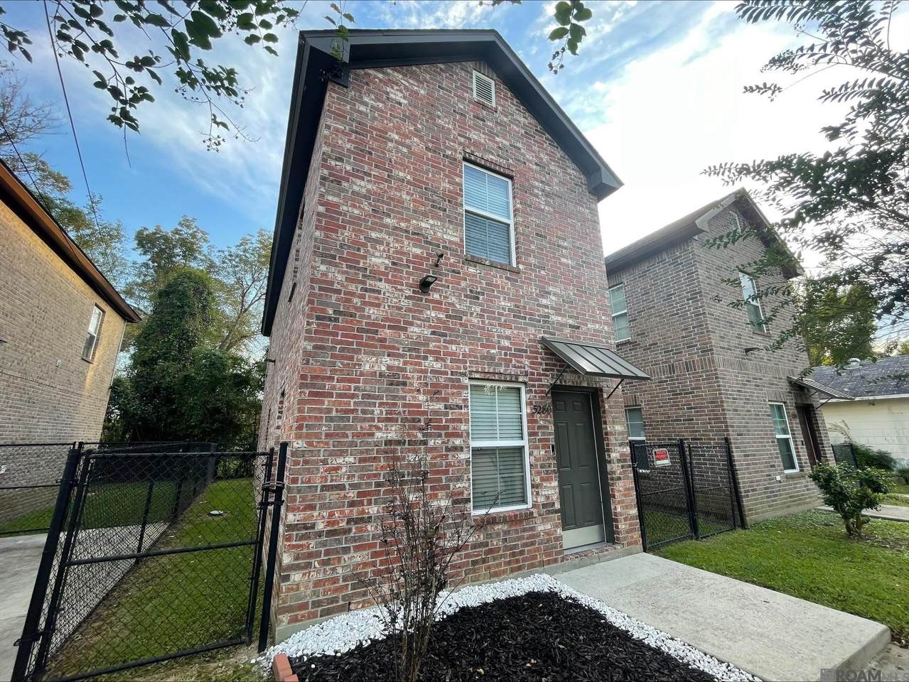 5280 Peerless St - Photo 1