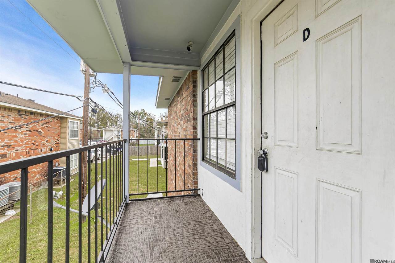 1066 Manson Dr - Photo 1