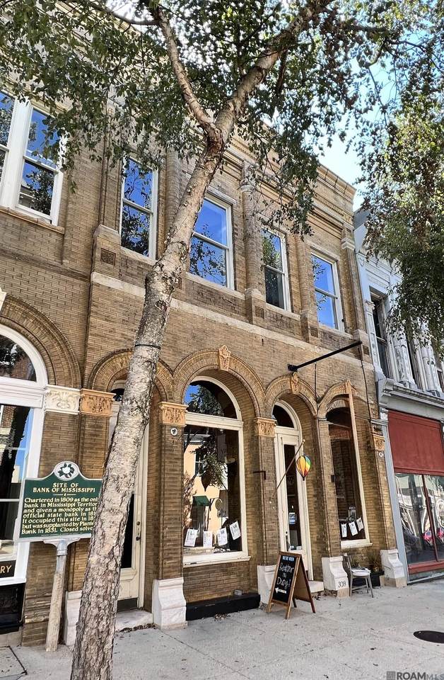 326-328 Main St - Photo 1