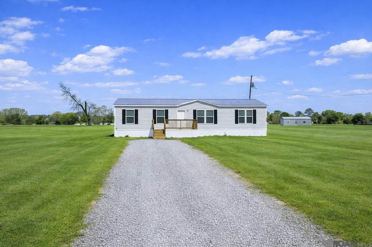 8181 Woodmen Ln - Photo 1