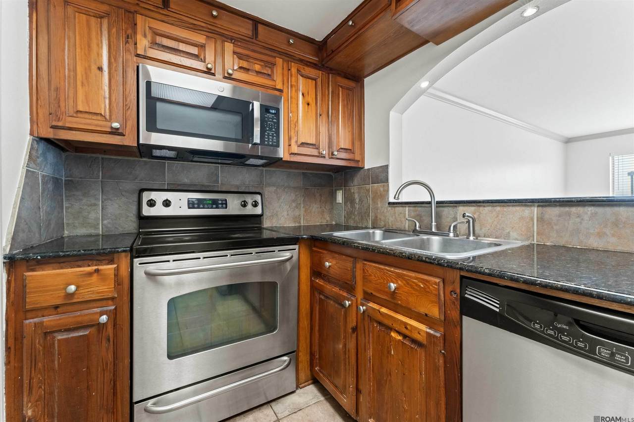 2045 3rd St - Photo 1
