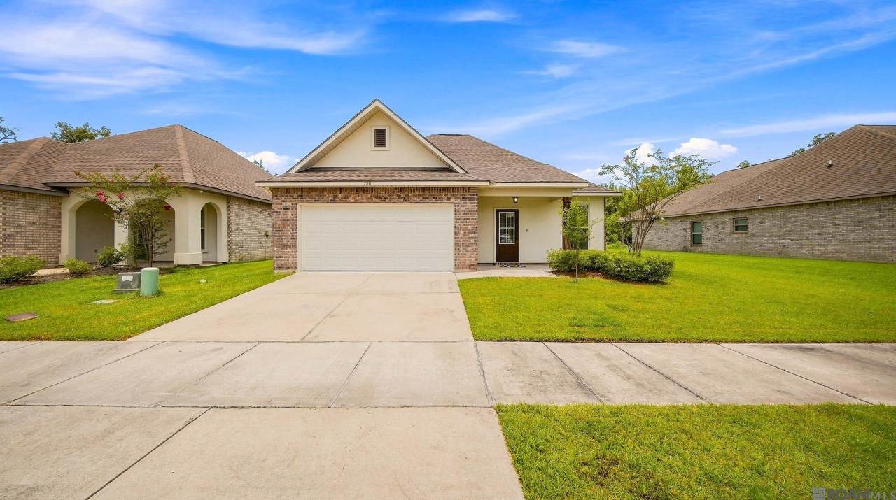 7211 Kenilworth Crossing Ave - Photo 1