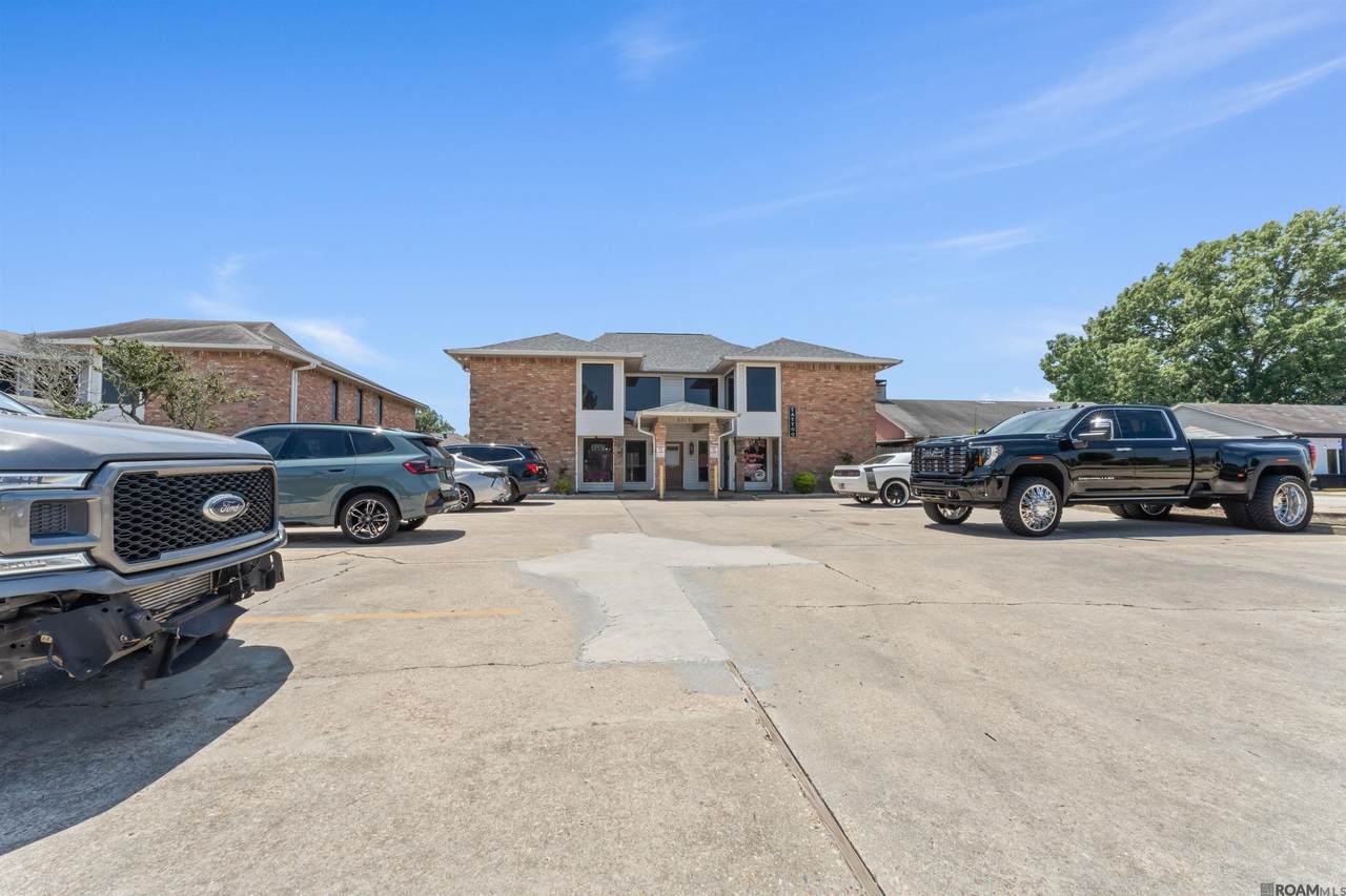 11924 Coursey Bl - Photo 1