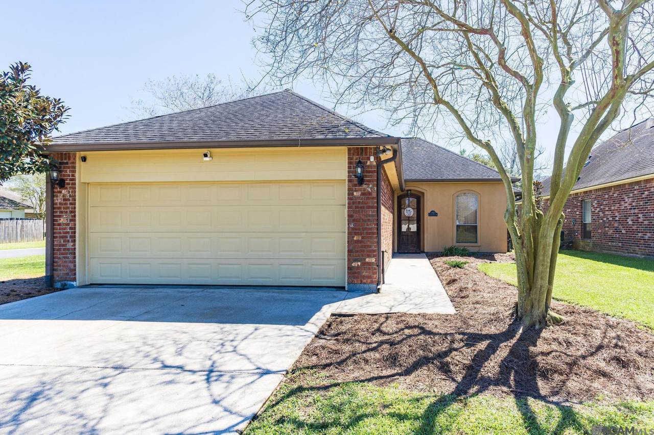 3101 Nicholson Lake Dr - Photo 1