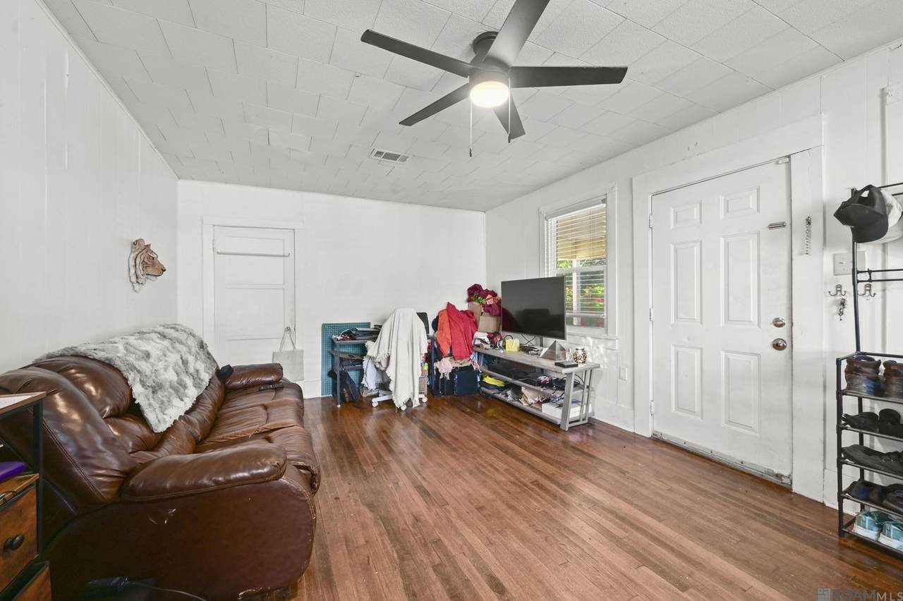 https://bt-photos.global.ssl.fastly.net/batonrouge/orig_boomver_2_2026005611-2.jpg