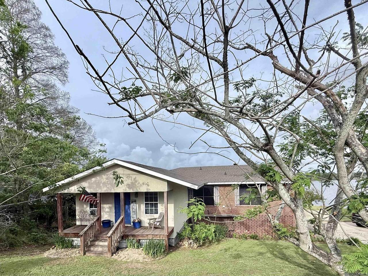 8174 False River Rd - Photo 1