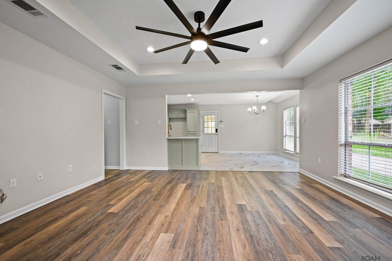 https://bt-photos.global.ssl.fastly.net/batonrouge/1280_boomver_2_2026006184-2.jpg