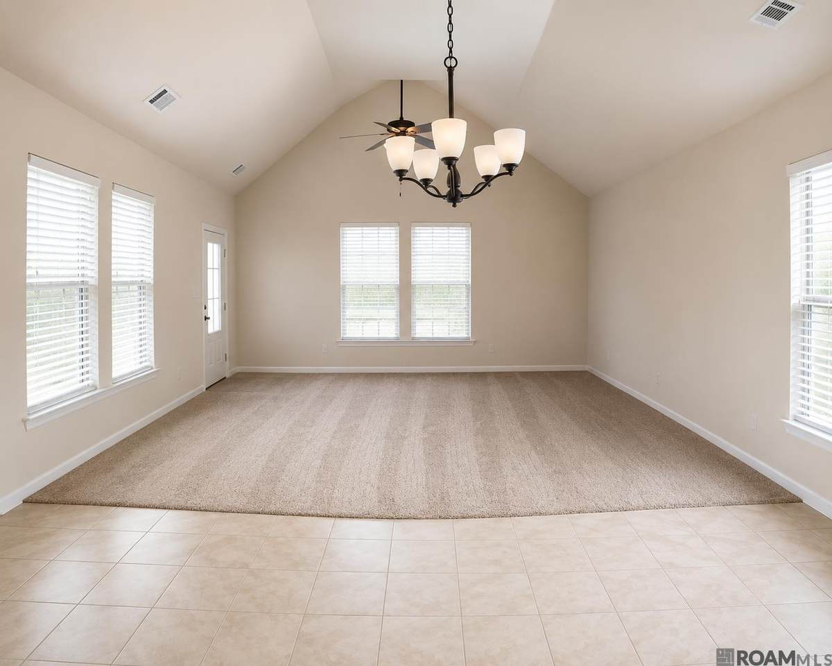 https://bt-photos.global.ssl.fastly.net/batonrouge/orig_boomver_2_2026008192-2.jpg