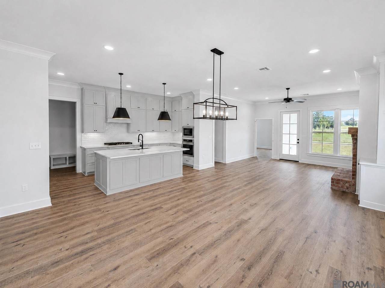 https://bt-photos.global.ssl.fastly.net/batonrouge/1280_boomver_4_2026011554-2.jpg
