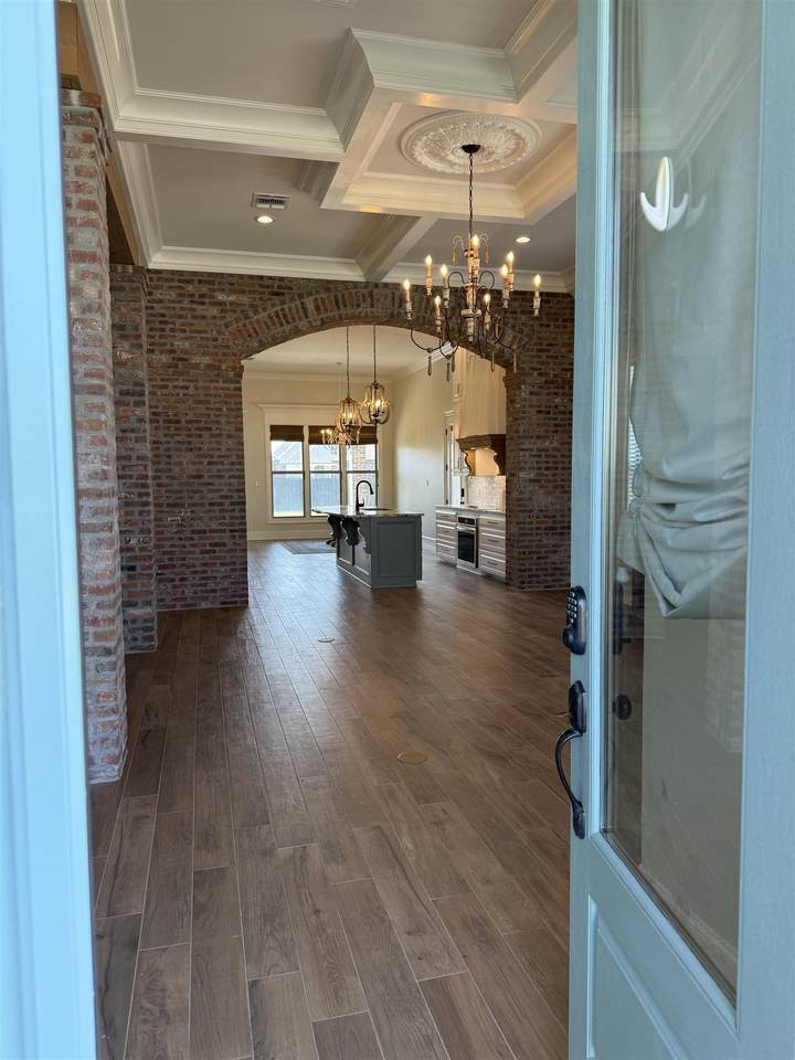 https://bt-photos.global.ssl.fastly.net/batonrouge/1280_boomver_2_2026012446-2.jpg