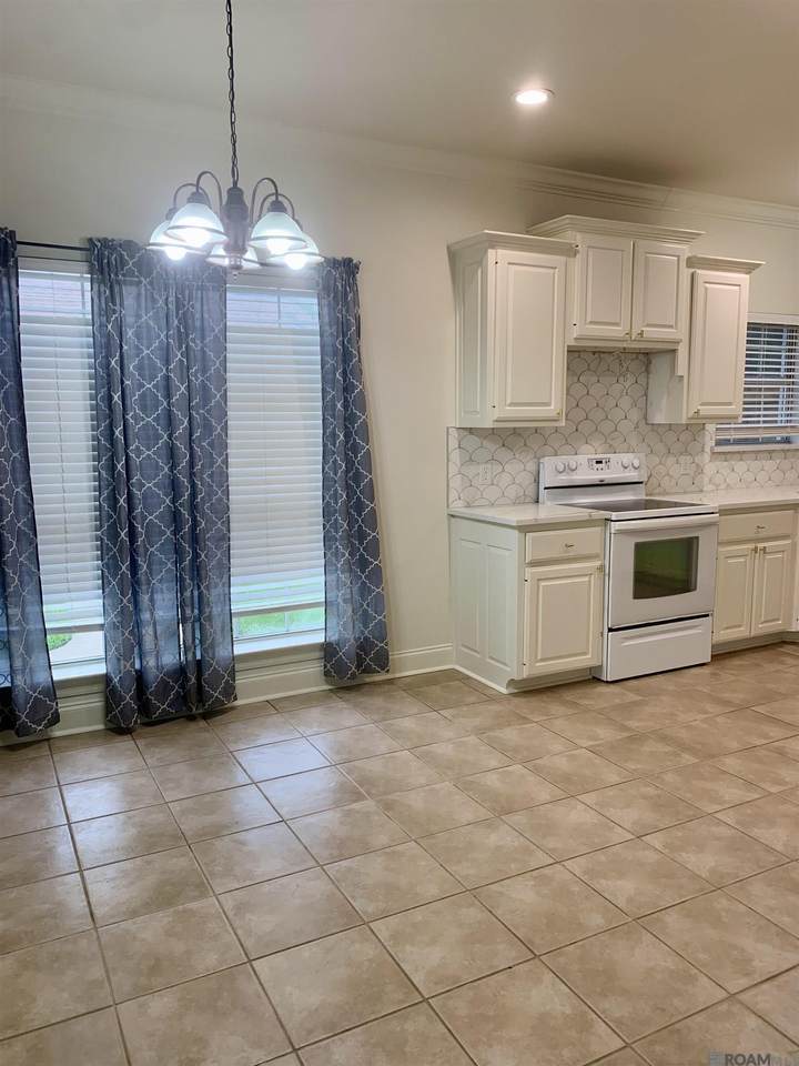 https://bt-photos.global.ssl.fastly.net/batonrouge/orig_boomver_2_2026012481-2.jpg