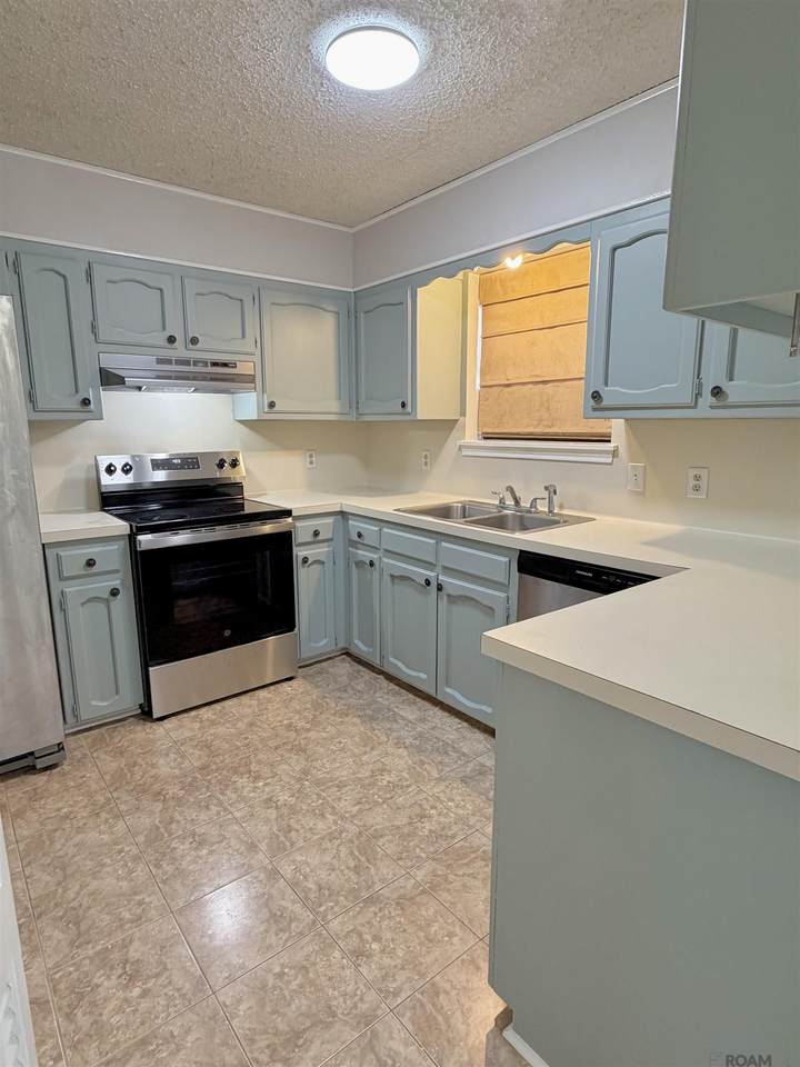 1121 Quail Hollow Dr - Photo 1