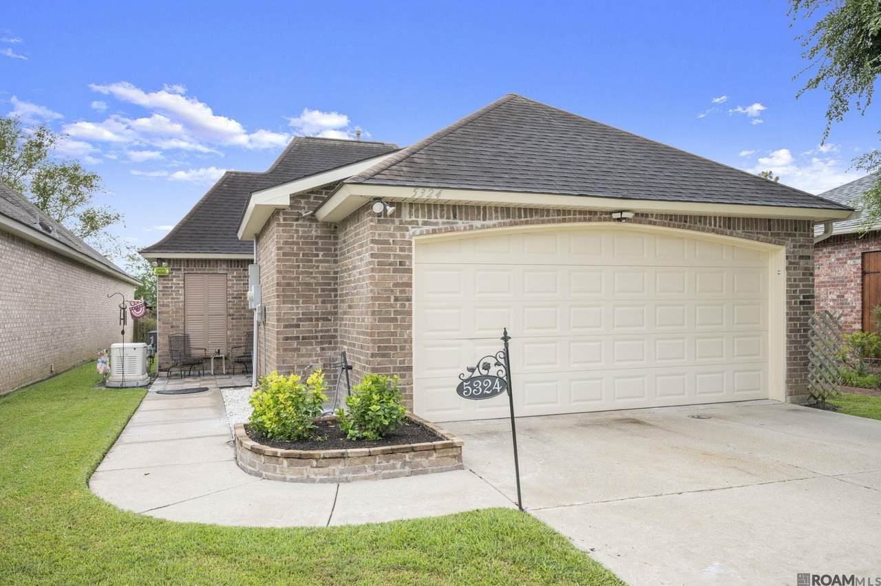 5324 Courtyard Dr - Photo 1