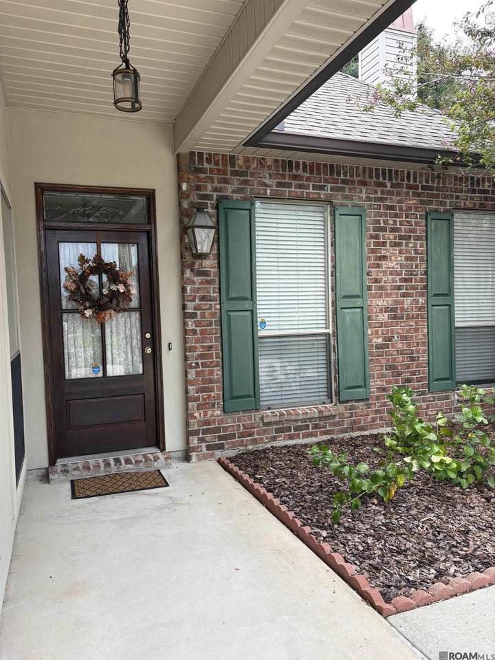 10203 Springrose Ave - Photo 1