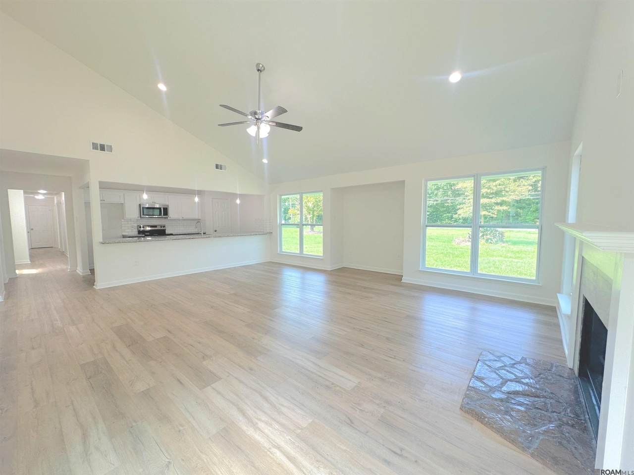 https://bt-photos.global.ssl.fastly.net/batonrouge/1280_boomver_2_2026017074-2.jpg