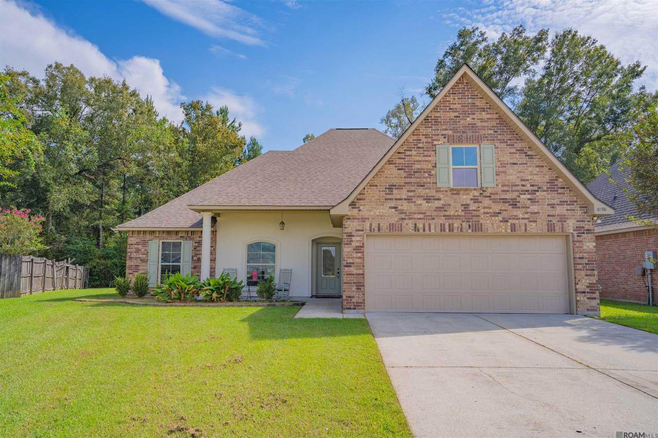 10190 Angela Dr - Photo 1