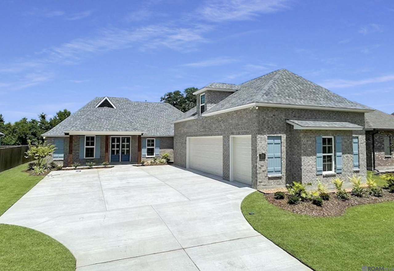 17935 Delaney Dr - Photo 1