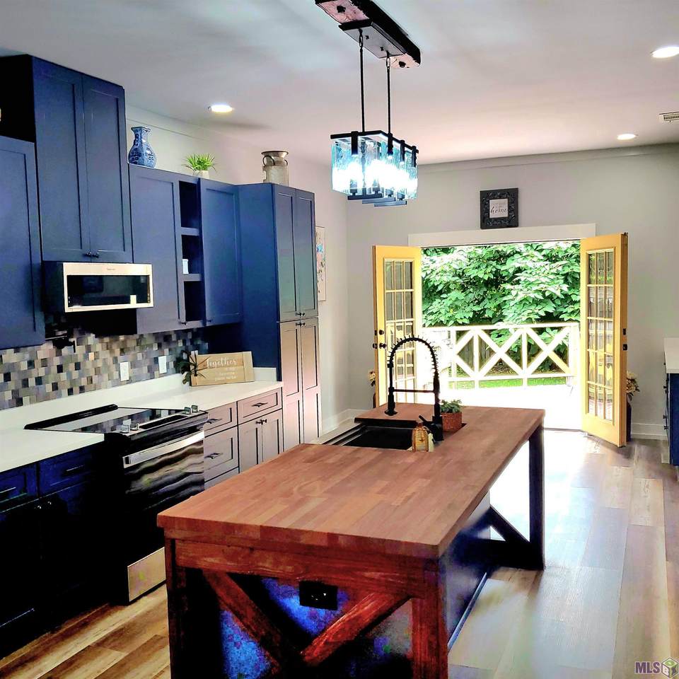 830 East Blvd - Photo 1