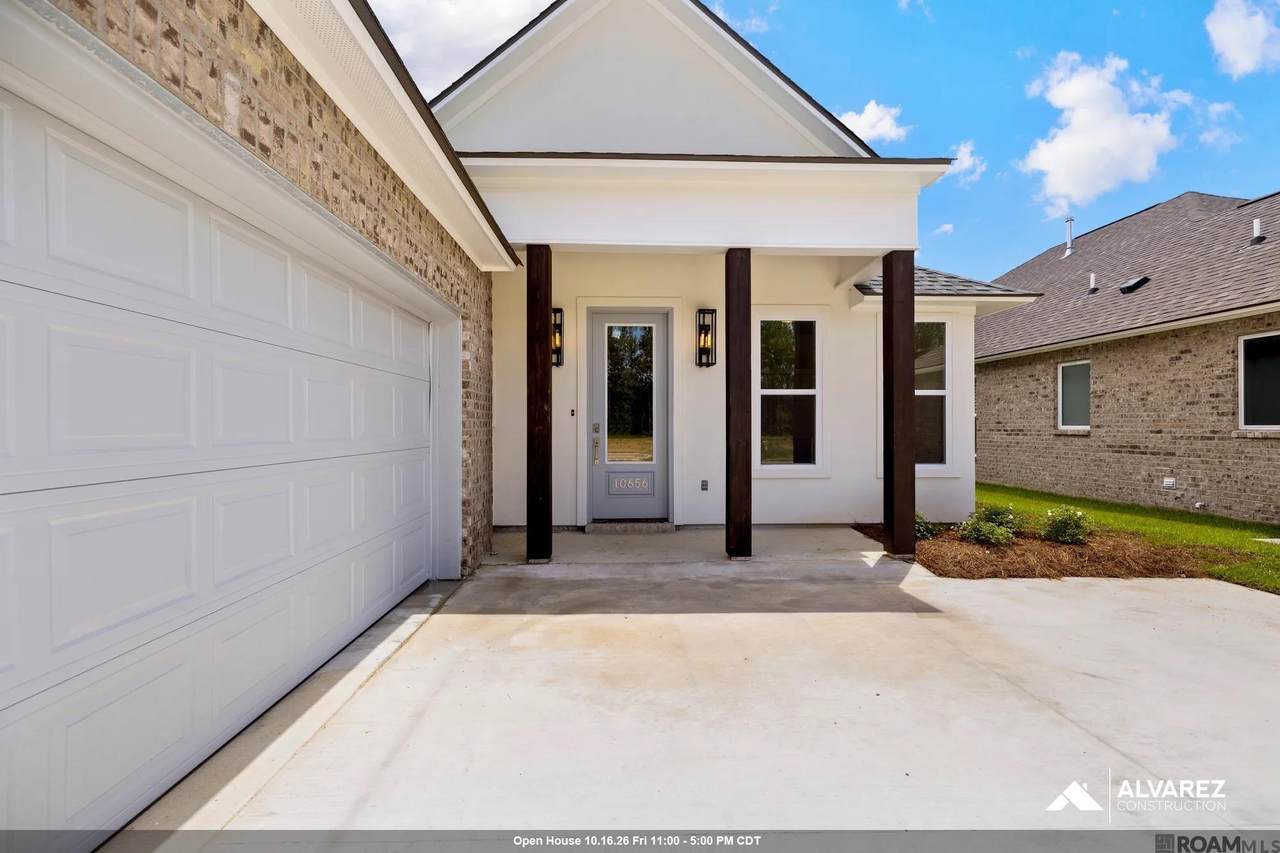 10656 Deric Ave - Photo 1
