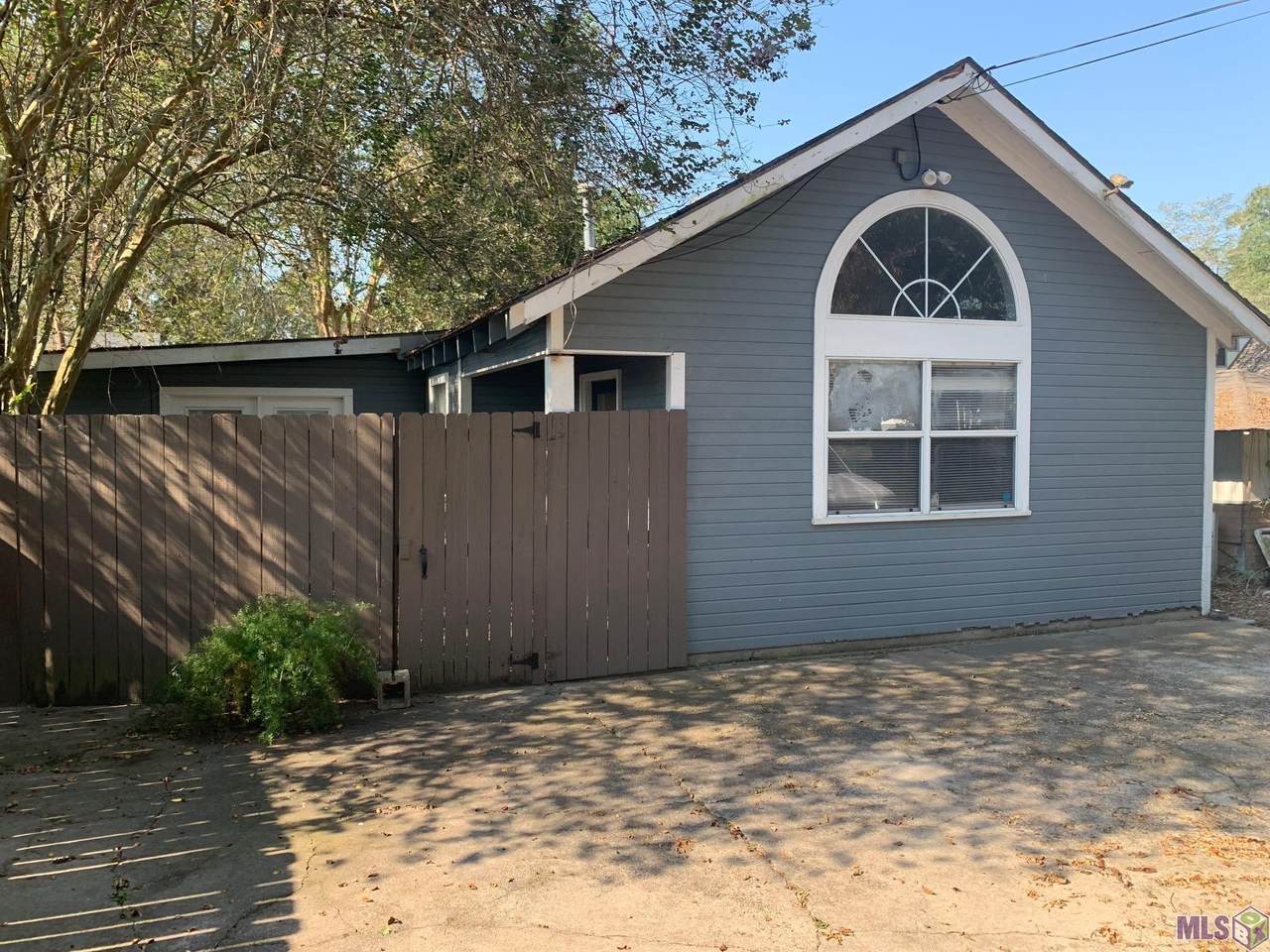 3238 Morning Glory Ave - Photo 1