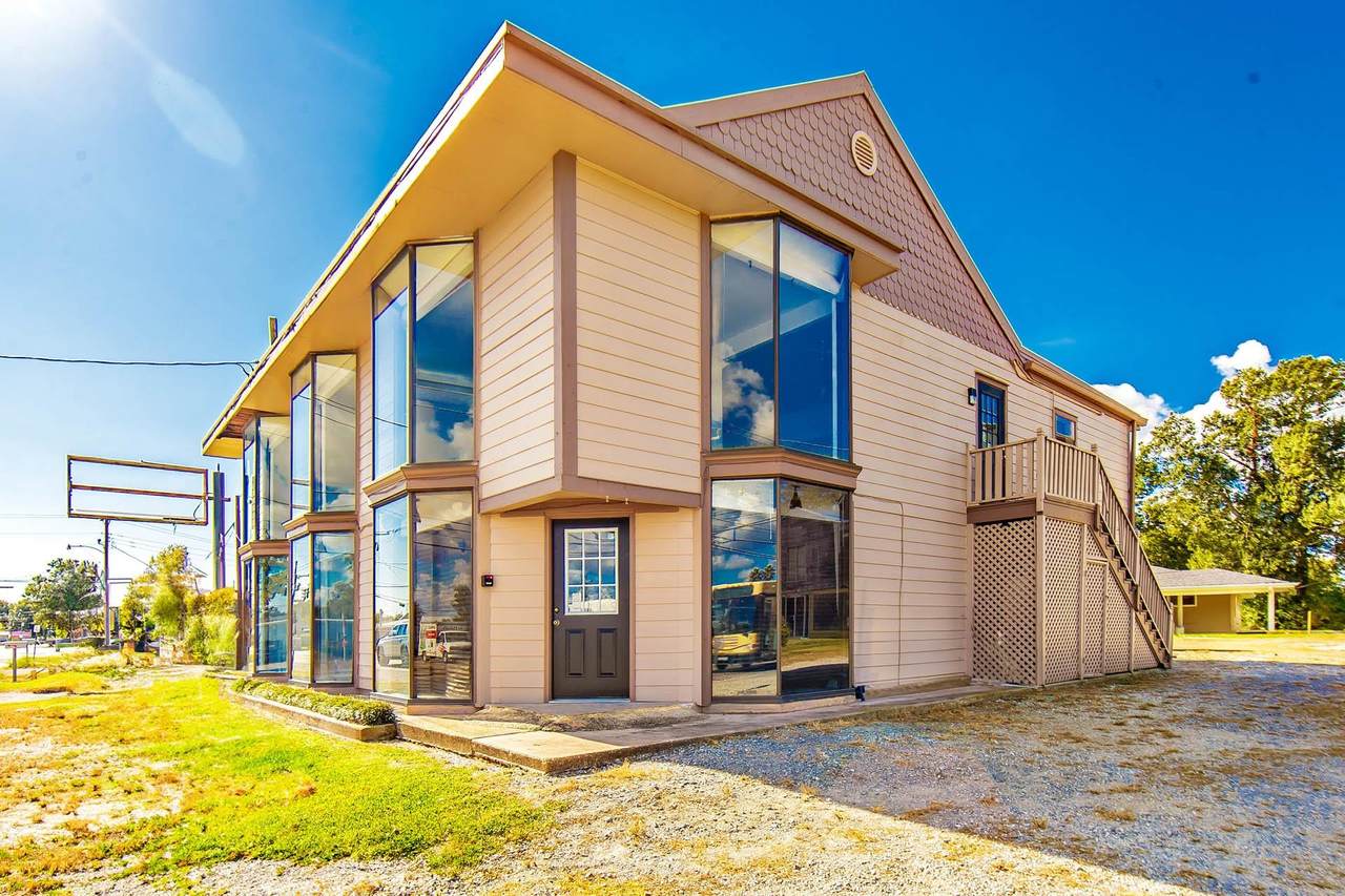 6688 West Main Street - Photo 1