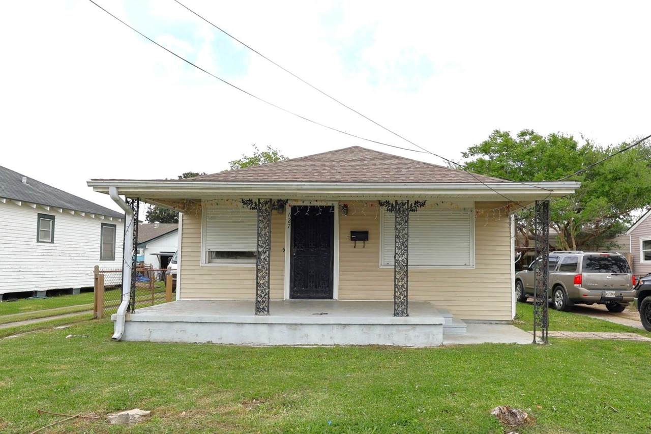 627 Yetta Avenue - Photo 1