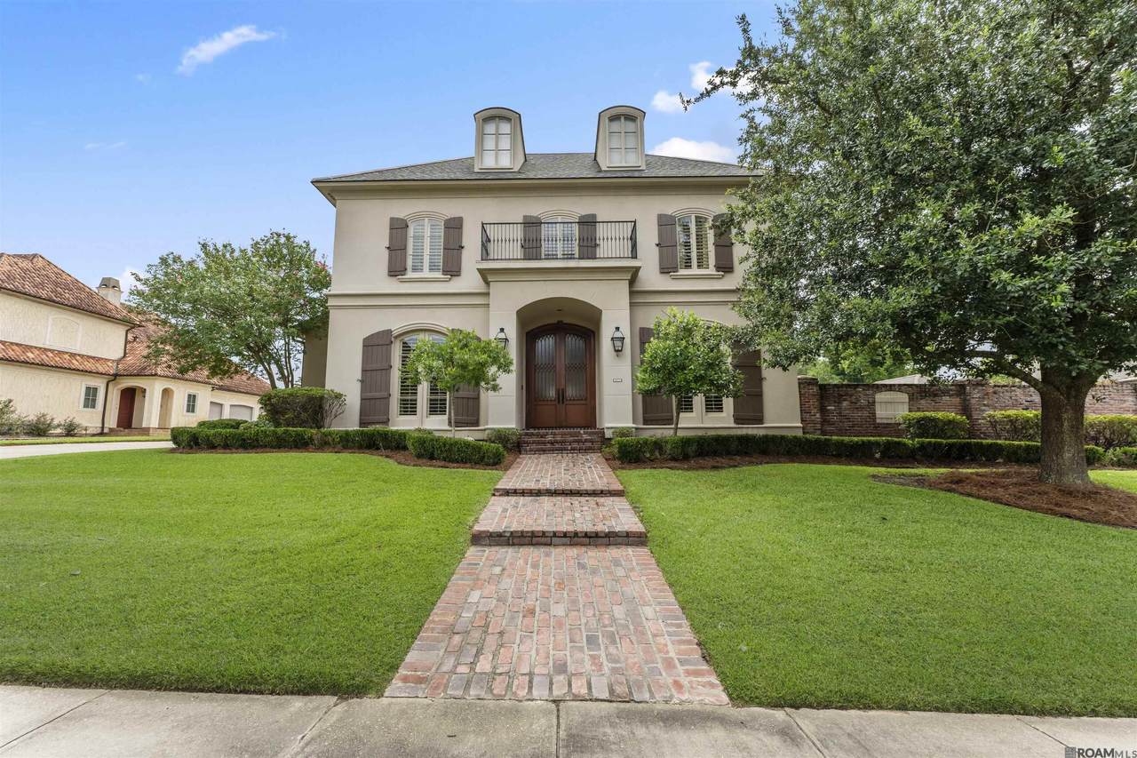 2611 Cedar Lodge Dr - Photo 1