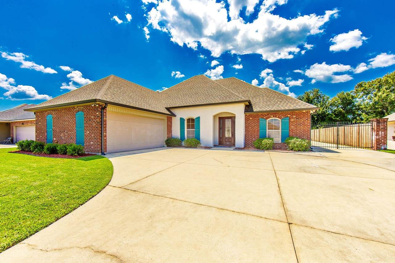 316 Brentwood Dr - Photo 1