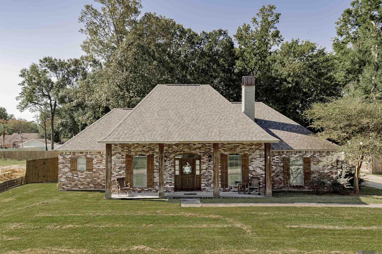 11638 Littlefield Ave - Photo 1