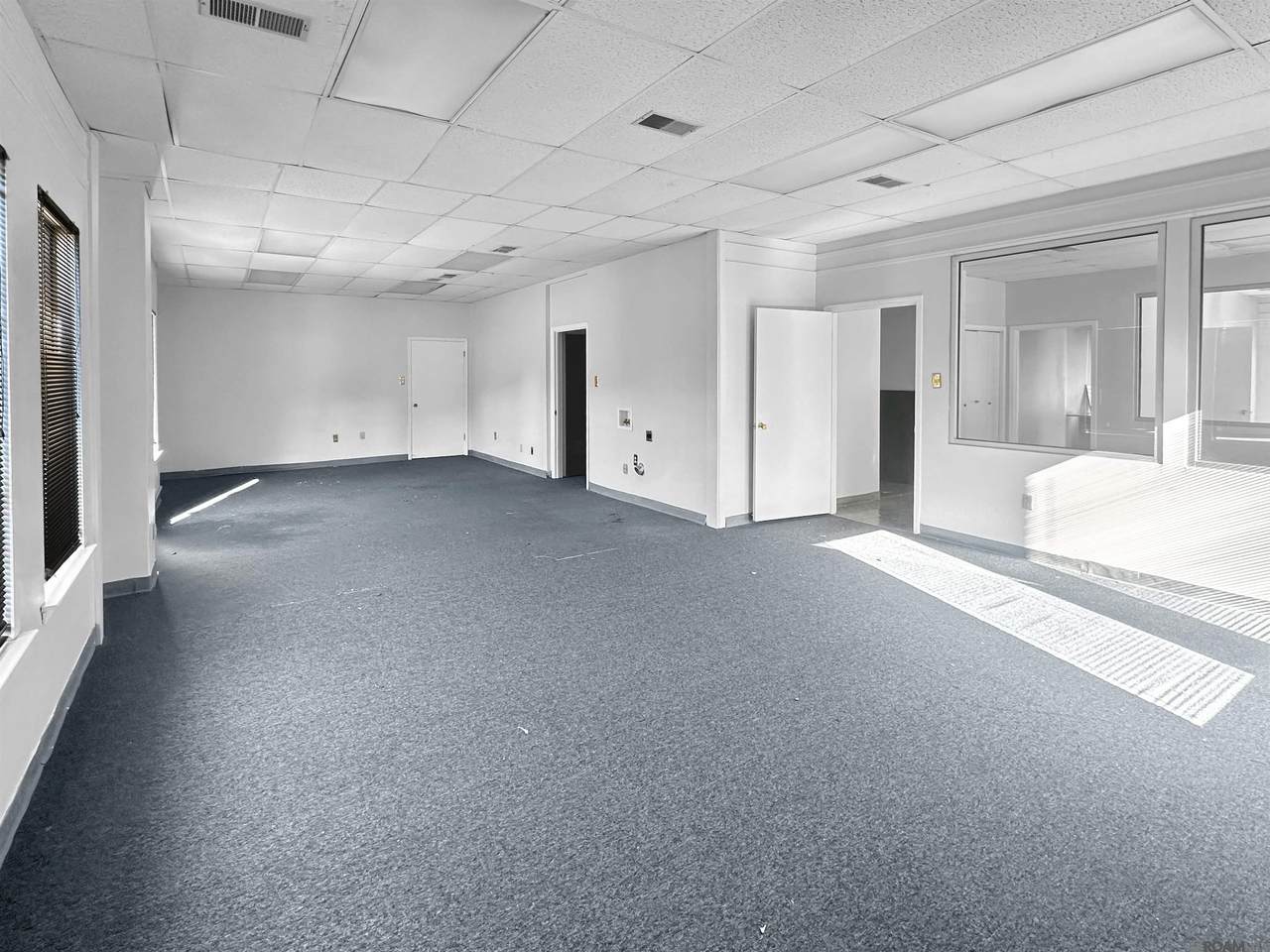 5536 Superior Dr - Photo 1