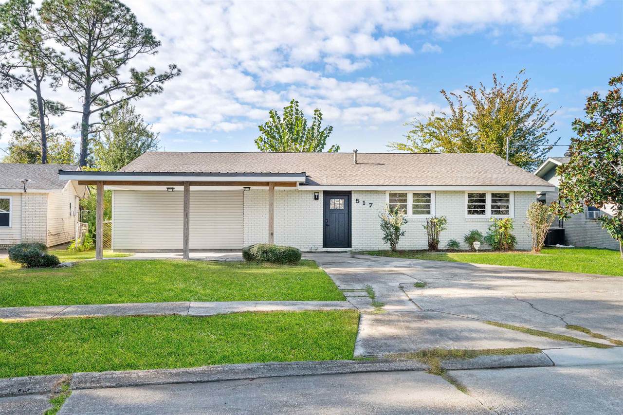 517 Paris Ln - Photo 1