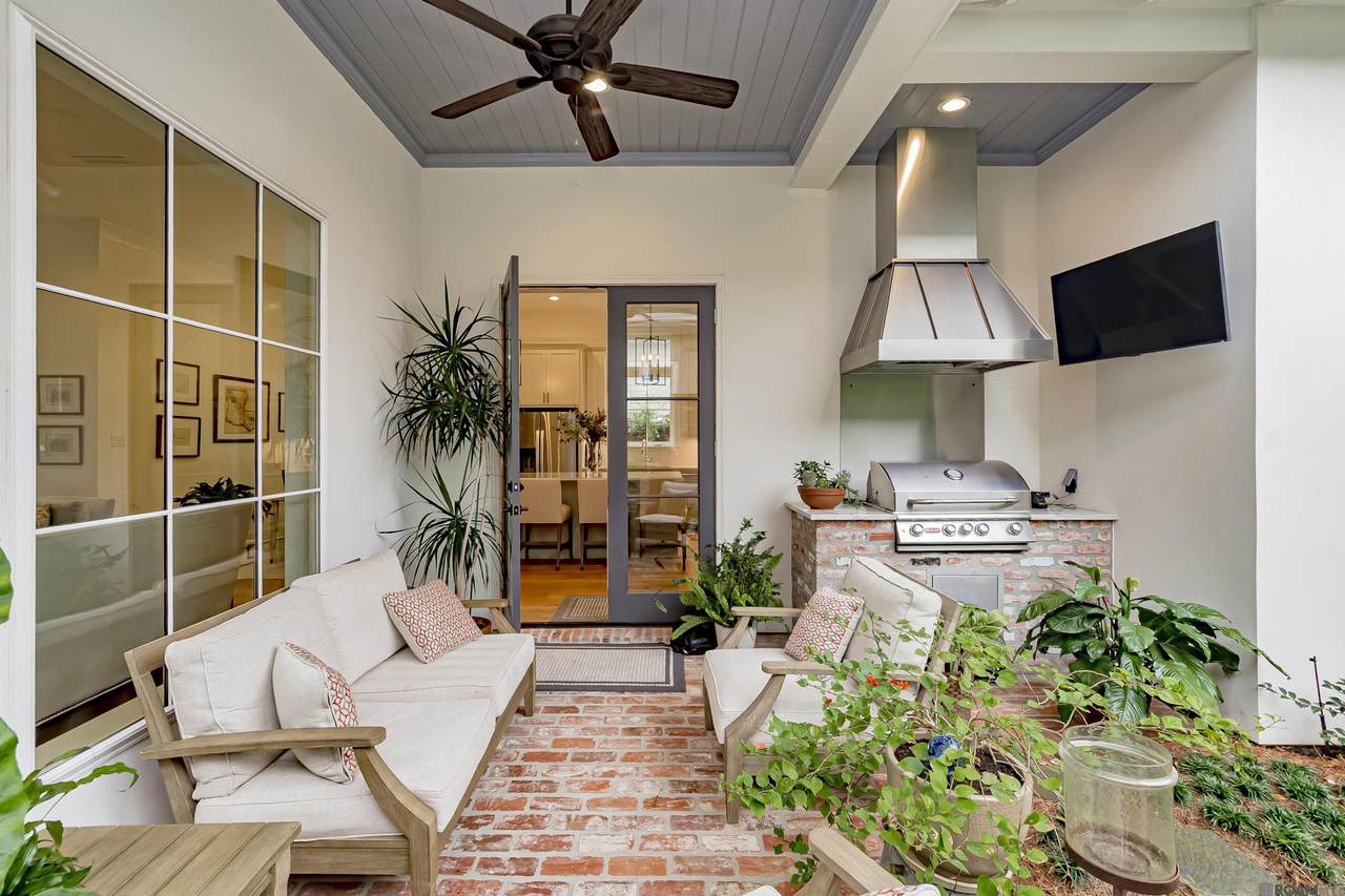 2113 Deaux Parc Dr - Photo 1