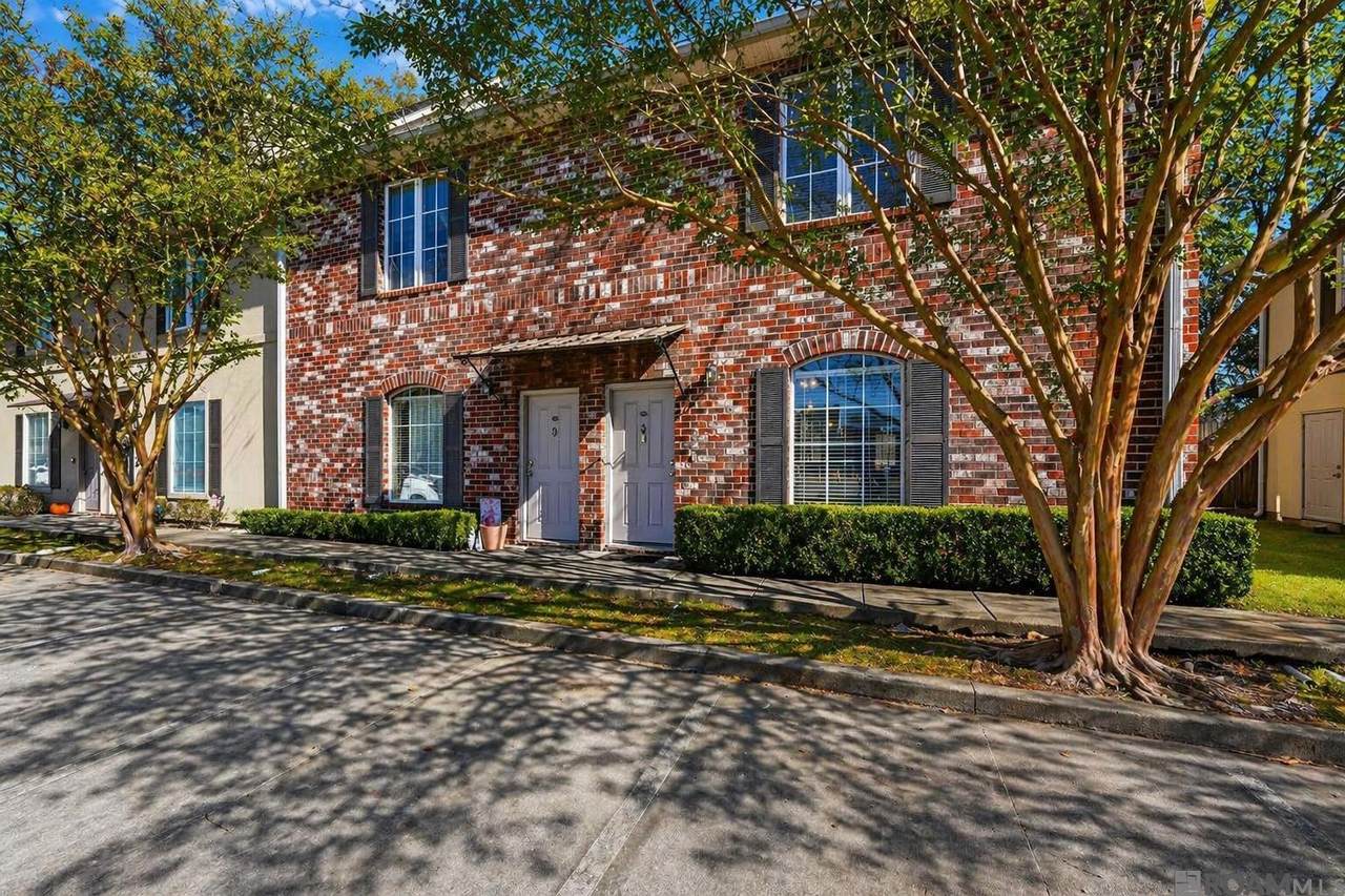 2405 Brightside Dr - Photo 1