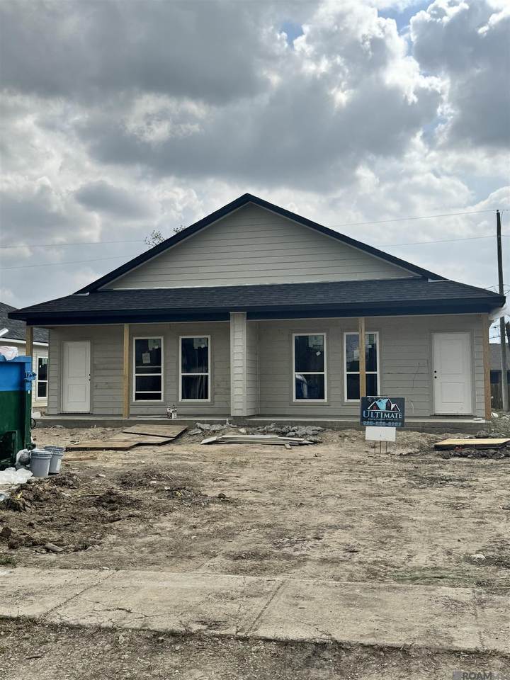 8030-8032 Ned Ave - Photo 1