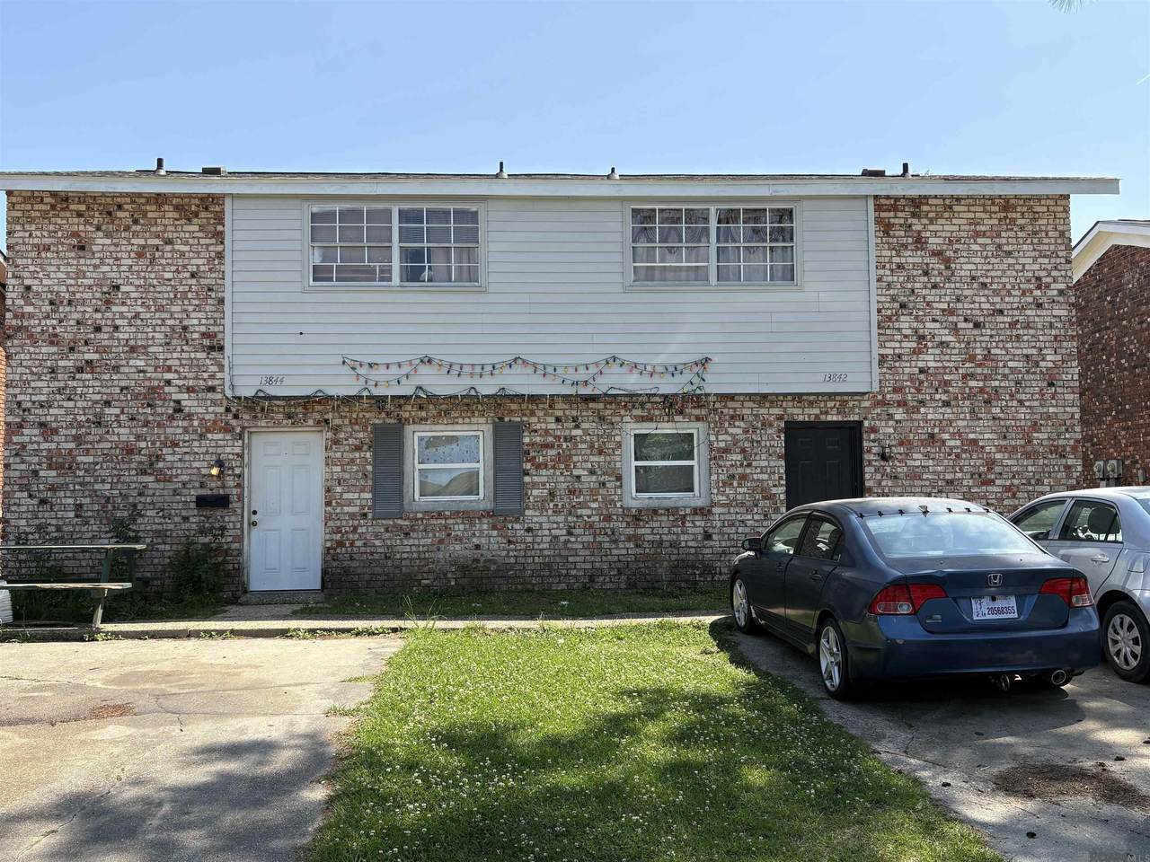 13842-13844 Goodwood Dr - Photo 1